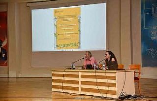 Uluslararası Felsefe konferansı başladı