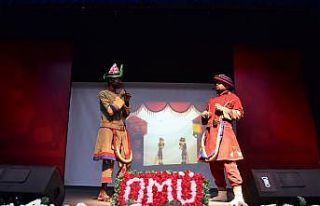 Uluslararası öğrencilerin mezuniyet coşkusu