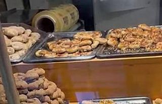 Ünlü zincir markette farenin kurabiye keyfi kamerada