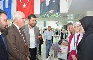 Uşak’ta ’Genç Nesiller Yarışıyor’ proje...