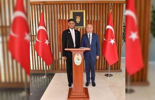 Vali Atik, Bangladeş Büyükelçisini ağırladı