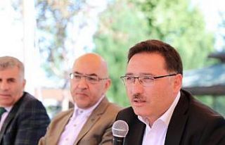 Vali Çiçek, turizm acenteleri ve otel yöneticileriyle...