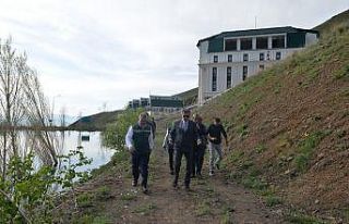 Vali Memiş, Palandöken Kayak Merkezi’nde incelemelerde...