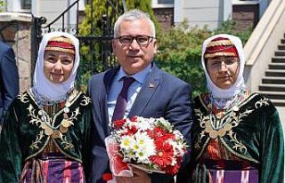 Vali Şimşek İlçe ziyaretlerine devam ediyor