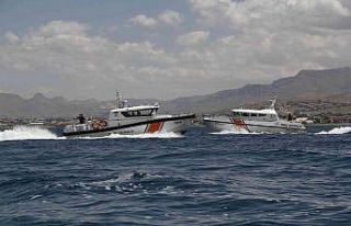 Van Gölü’nün incileri ‘Sahil Güvenlik’ ile...