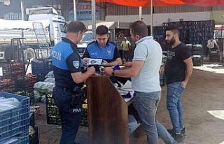 Van polisinden bilgilendirme çalışması