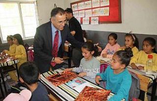 VEDAŞ’tan öğrencilere karne hediyesi