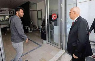 Yaşar, sel mağdurlarını ziyaret etti