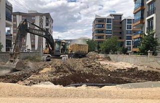 Yeni Mahalle’de yol açma ve düzenleme çalışmaları