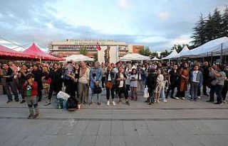 Yenimahalleliler “Yaza Merhaba” konserinde