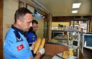 Zabıta ekiplerinden fırınlarda hijyen ve gramaj...