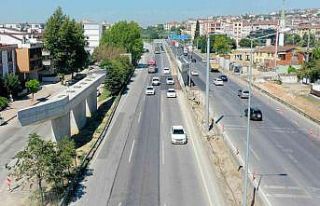 10 bin 212 metrelik çift hatta ulaşacak tramvayın...