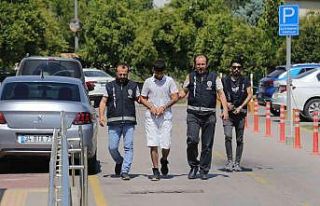 1 kişinin ölüp, 1 kişinin de yaralandığı silahlı...