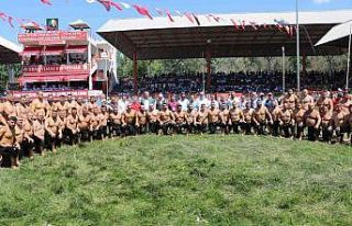 54 başpehlivan Er Meydanı’nda kol bağladı