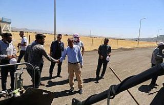 Acil girişinde yol düzenleme çalışması