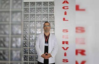 Acil tıp kliniği doktoru kurban kesimi sırasında...