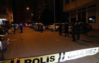 Adana’da gece yarısı silahlı kavga: 2 yaralı