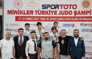 Afyonkarahisar’dan madalyalarla döndüler