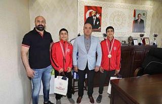 Ağrılı boksör Ahmetcan Avrupa Boks Şampiyonasında...