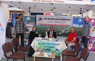 AİÇÜ yeni öğrencilerini bekliyor