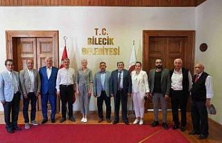 AK Parti’den Bilecik Belediyesine ziyaret