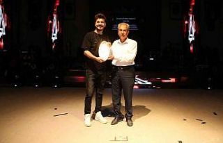 Akşehirli gençler Kolpa ile coştu