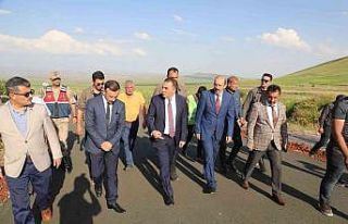 Alaca ve Üçbölük köy yollarının yapımı tamamlandı