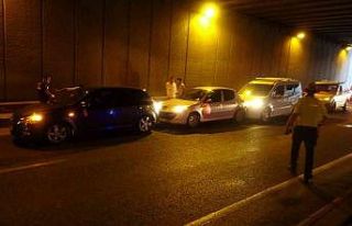 Alt geçitte zincirleme kaza: 1 yaralı