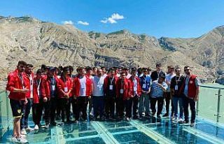 ‘Anadoluyuz biz’ projesiyle Erzurum’u gezdiler