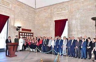 Ankaralılar Derneği Anıtkabir’i ziyaret etti