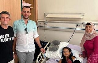 Antalyasporlu Gizem’e geçmiş olsun ziyareti