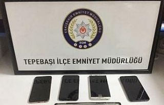 Aranması olan 2 hırsız tutuklandı