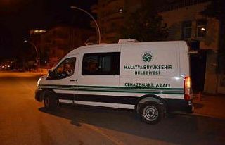 Arkadaşlık kurmak istediği kızın babasını öldürdü