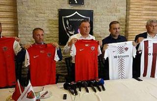 Atakaş Hatayspor’un yeni sezonda giyeceği formalar...
