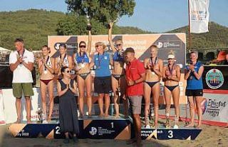 Avrupa’nın en iyi voleybolcuları Pamucak Sahili’nde...