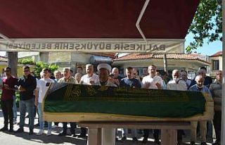 Ayvalık’ta DSP’nin kurucu başkanına gözyaşı...