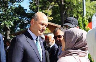 Bakan Soylu, Karşıyaka Mezarlığı’nda yer alan...