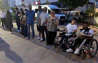 Bakan Yanık’tan engelli gence sandalye sözü