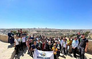 Başkan Altay öğrencileri Kudüs gezisiyle ödüllendirdi