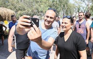 Başkan Çerçioğlu, Ada Camping’te vatandaşlar...