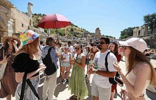 Başkan Ceritoğlu Sengel’den Avrupalı gençlere...