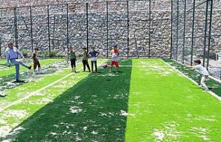 Başkan Güler, Ilıdağlı çocuklarla ter döktü