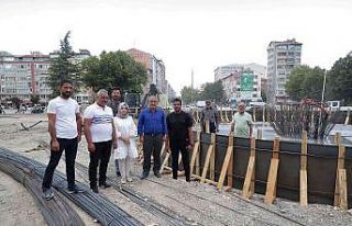 Başkan Işık, "Meydan projesi Zafer Bayramı’na...