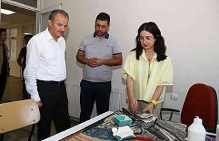 Başkan Kılınç, ADIMEK kurs merkezindeki eserleri...