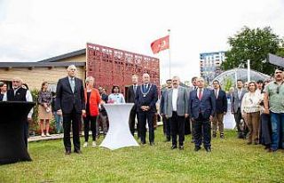 Başkan Mahçiçek; “Ay yıldızlı bahçemizle...