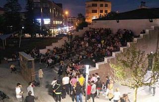 Başkan Özlü’den miniklere tatil hediyesi