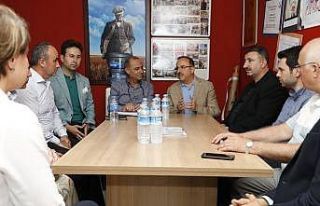 Başkan Sürekli: "Siyaset çözüm odaklı olmalıdır"