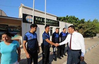 Başkan Ulutaş, belediye personeliyle bayramlaştı