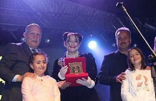 Bayburt’ta akşam konserlerine Tuğçe Kandemir’li...