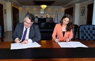 BEÜ ile Zonguldak Bahçeşehir Koleji arasında protokol...